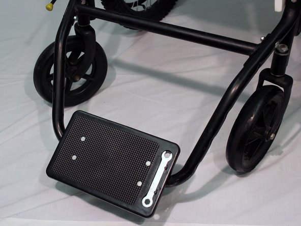 Free Wheelchair Mission GEN 1 Multi-Position Footrest Replacement: crwdns2935265:05crwdnd2935265:03crwdnd2935265:03crwdne2935265:0