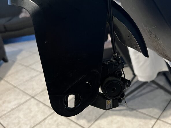 NIU KQi3 Pro Electric Scooter Front Tire Replacement: crwdns2935265:00crwdnd2935265:01crwdnd2935265:02crwdne2935265:0