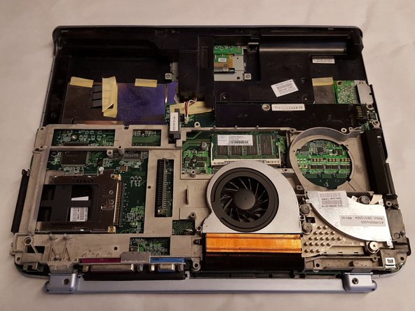 HP Pavilion zv5000 Speaker Replacement: crwdns2935265:026crwdnd2935265:03crwdnd2935265:03crwdne2935265:0