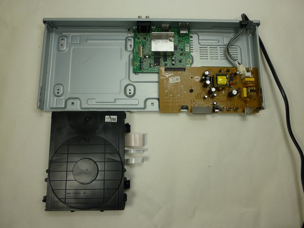 LG BP220 Disc Drive Replacement: crwdns2935265:04crwdnd2935265:02crwdnd2935265:02crwdne2935265:0