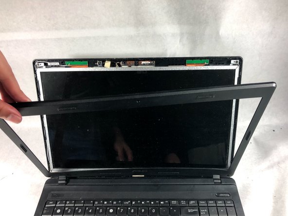 Asus Z54C-JS31 Display Replacement: crwdns2935265:03crwdnd2935265:02crwdnd2935265:02crwdne2935265:0