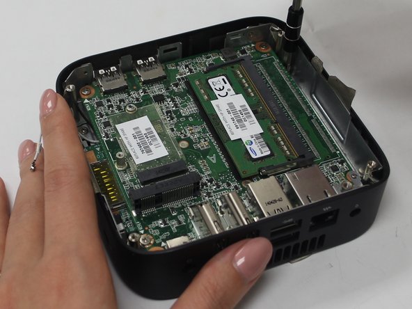HP Chromebox J5N50UT System Board Replacement: stap 0, afbeelding 2 van 3