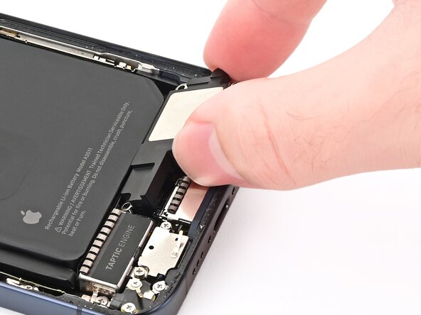 iPhone 15 Pro Loudspeaker Replacement, Install the loudspeaker: step 27, image 2 of 3