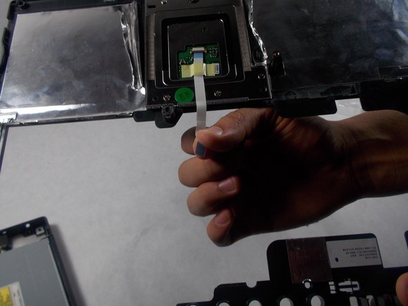 Gateway Solo 1450 Touchpad Replacement: crwdns2935265:016crwdnd2935265:03crwdnd2935265:03crwdne2935265:0