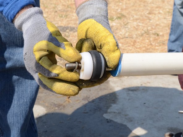 Tara Traveling Valve Replacement: crwdns2935265:025crwdnd2935265:02crwdnd2935265:03crwdne2935265:0