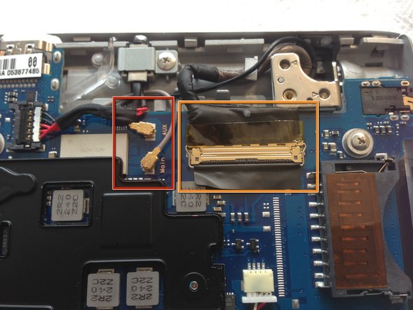 Samsung Chromebook Xe303c12-a01 Series 3 Teardown: crwdns2935265:06crwdnd2935265:02crwdnd2935265:03crwdne2935265:0