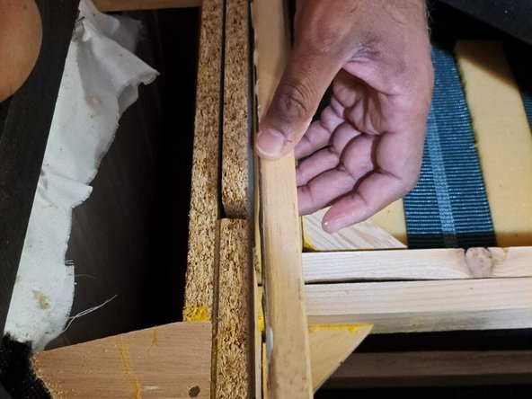 How to Fix an Unleveled Sofa Seat: crwdns2935265:06crwdnd2935265:02crwdnd2935265:03crwdne2935265:0