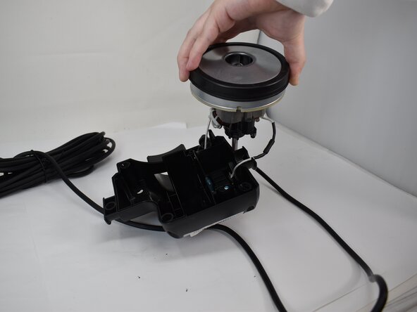 Bissell CleanView Compact 3508 Motor/Power Supply Replacement: crwdns2935265:011crwdnd2935265:03crwdnd2935265:03crwdne2935265:0