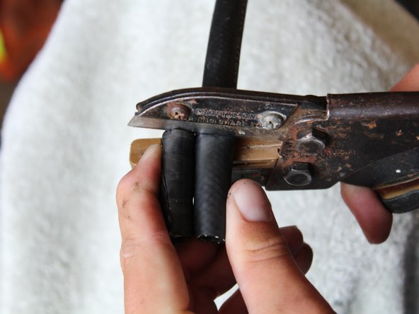Datsun 280z Fuel Line Replacement: step 13, image 2 of 3