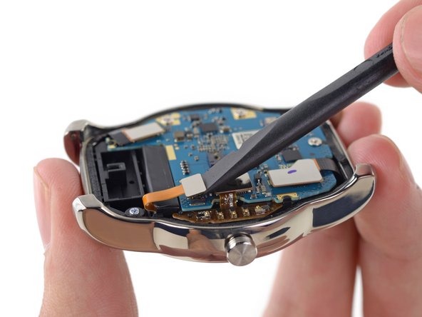 LG Watch Urbane Teardown: crwdns2935265:05crwdnd2935265:02crwdnd2935265:03crwdne2935265:0