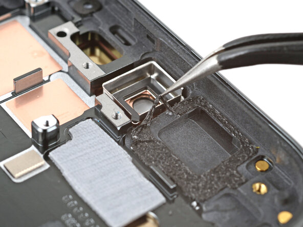 Google Pixel 10a Earpiece Speaker Replacement, Remove the adhesive residue: step 25, image 1 of 1