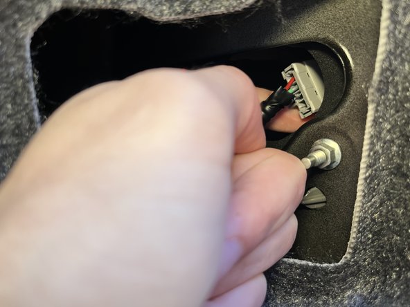 2009-2014 Acura TSX Brake Light Replacement: crwdns2935265:03crwdnd2935265:02crwdnd2935265:03crwdne2935265:0