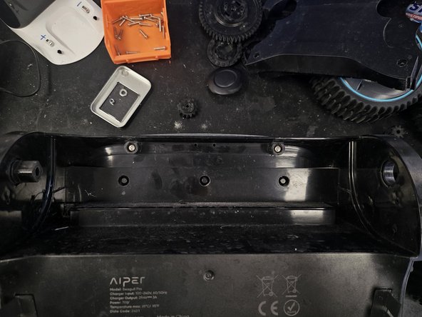 Aiper Seagull Pro: Button bearing replacement, Chassis: crwdns2935265:09crwdnd2935265:01crwdnd2935265:03crwdne2935265:0