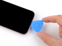 iPhone 15 Screen Replacement