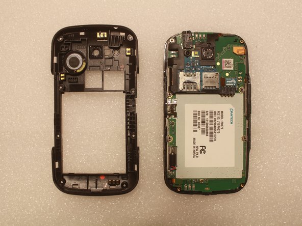 Pantech Burst Motherboard Replacement: crwdns2935265:05crwdnd2935265:03crwdnd2935265:03crwdne2935265:0