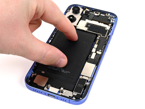 iPhone 16 Plus Battery Replacement