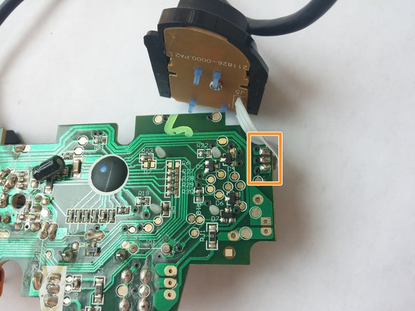 Logitech Dual Action Triggers Repair: crwdns2935265:06crwdnd2935265:02crwdnd2935265:02crwdne2935265:0