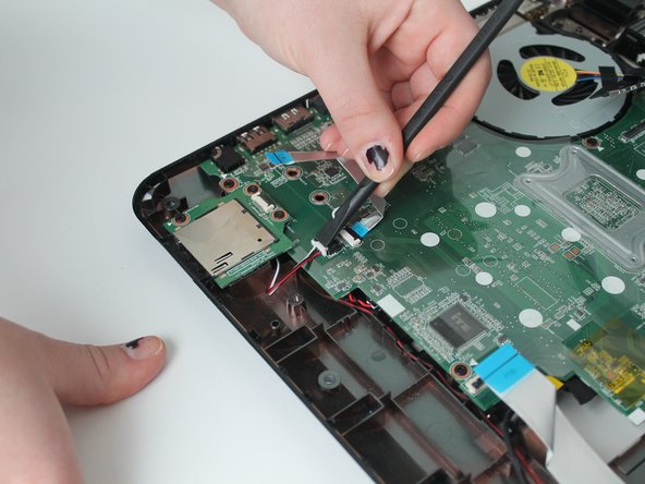 HP 15-d076nr Charge Port Replacement: crwdns2935265:020crwdnd2935265:02crwdnd2935265:02crwdne2935265:0