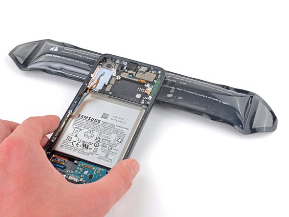 Samsung Galaxy S22 Plus Screen and Battery Assembly Replacement
