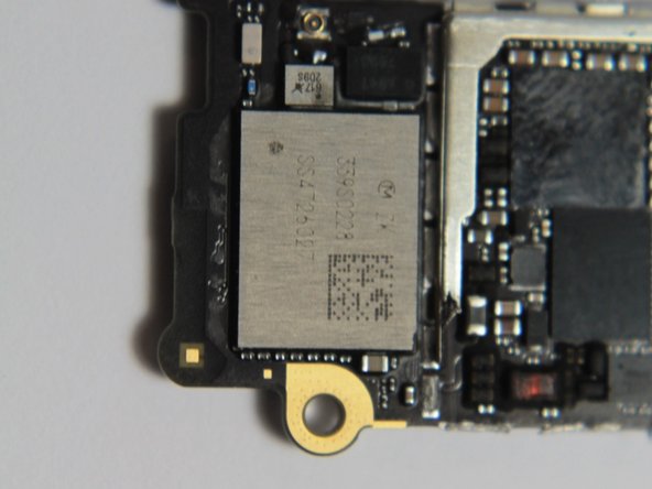 iPhone 6 Teardown: crwdns2935265:016crwdnd2935265:01crwdnd2935265:03crwdne2935265:0