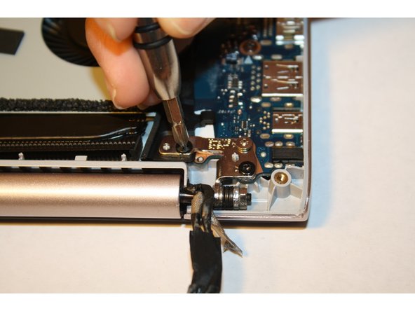 Asus Zenbook UX303L Cooling Fan Replacement: crwdns2935265:04crwdnd2935265:02crwdnd2935265:03crwdne2935265:0