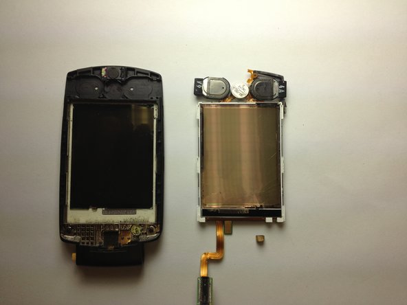 Samsung SGH A707 Display Replacement: crwdns2935265:015crwdnd2935265:02crwdnd2935265:02crwdne2935265:0