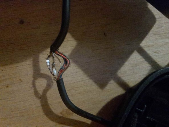How to fix a broken cable on Marshall Major II Bluetooth, Repair the damaged strand: step 16, image 2 of 2