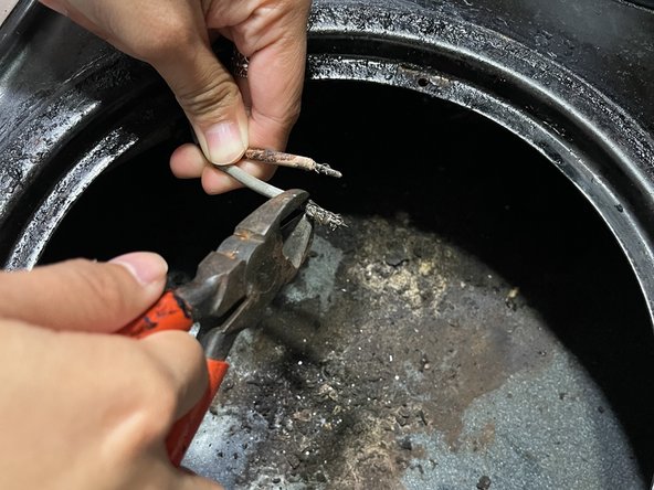 Stove Element Receptacle Replacement: crwdns2935265:03crwdnd2935265:03crwdnd2935265:03crwdne2935265:0