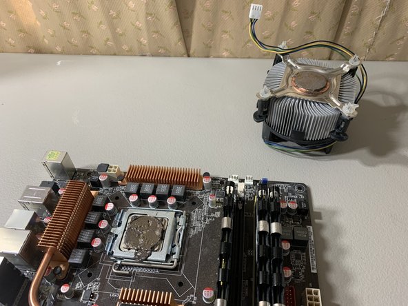 How to Fix a Bent Intel CPU Socket Pin: crwdns2935265:04crwdnd2935265:02crwdnd2935265:02crwdne2935265:0