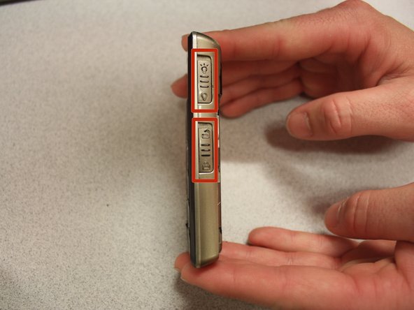 Snapfon ez One Volume and Unlock switch replacement, Volume and Unlock switch: crwdns2935265:08crwdnd2935265:02crwdnd2935265:02crwdne2935265:0