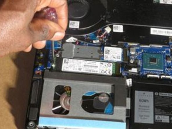 Alienware M15-P97F SSD Replacement: stap 0, afbeelding 2 van 3