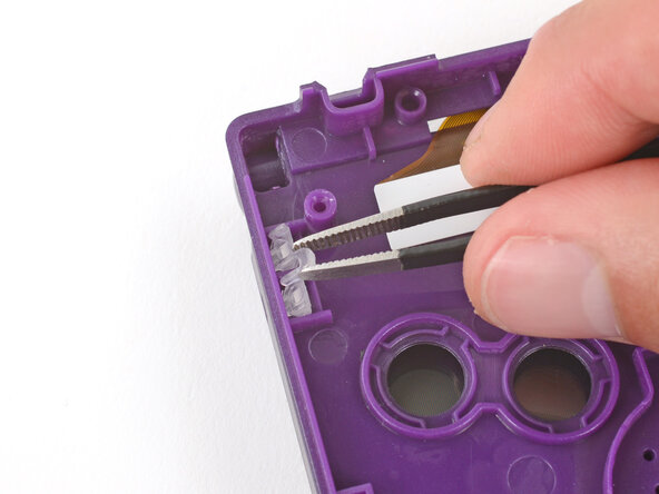 How to Reshell Your Game Boy Advance SP, Transfer the LED diffuser: crwdns2935265:051crwdnd2935265:02crwdnd2935265:03crwdne2935265:0