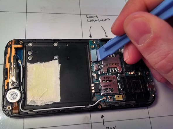 Disassembling Samsung Captivate Glide Phone, Motherboard Removal: crwdns2935265:06crwdnd2935265:02crwdnd2935265:03crwdne2935265:0