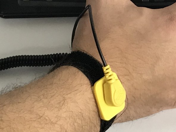 Acer Chromebook C710-2833 Fan Replacement: crwdns2935265:03crwdnd2935265:02crwdnd2935265:02crwdne2935265:0