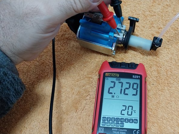 Nespresso/Nescafé Dolce Gusto water pump functionality check: crwdns2935265:04crwdnd2935265:02crwdnd2935265:02crwdne2935265:0