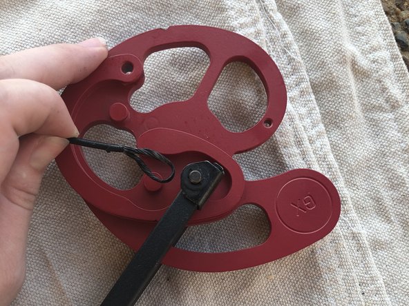 How to Change a String and Cable on  a Matthew Genesis Bow: Schritt 7, Bild 1 von 2