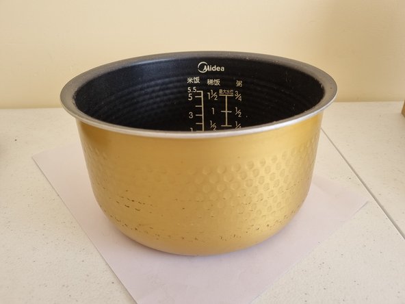 Midea FC307B Rice Cooker Teardown, Inner Workings - first glance: crwdns2935265:07crwdnd2935265:02crwdnd2935265:02crwdne2935265:0