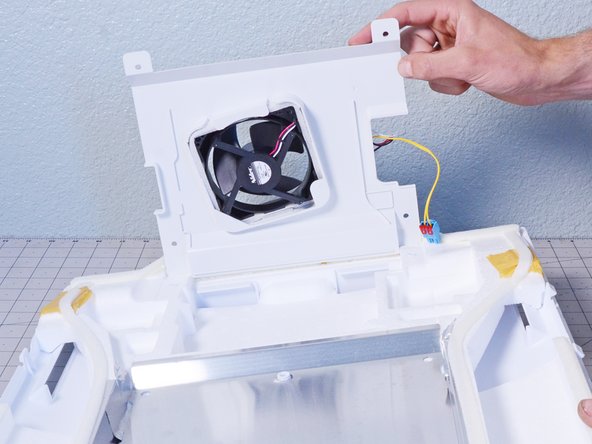 Samsung Refrigerator Evaporator Fan (Refrigerator Compartment) Replacement: crwdns2935265:012crwdnd2935265:02crwdnd2935265:02crwdne2935265:0