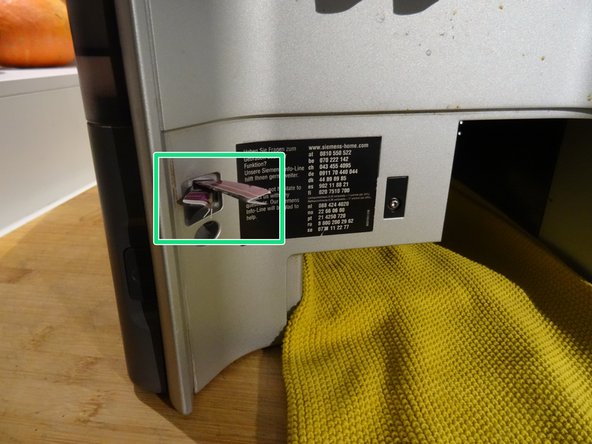 Siemens EQ-Reihe Wasser in der Tropfschale - kein Kaffee, Wasser in der Tropfschale - kein Kaffee: crwdns2935265:07crwdnd2935265:02crwdnd2935265:02crwdne2935265:0