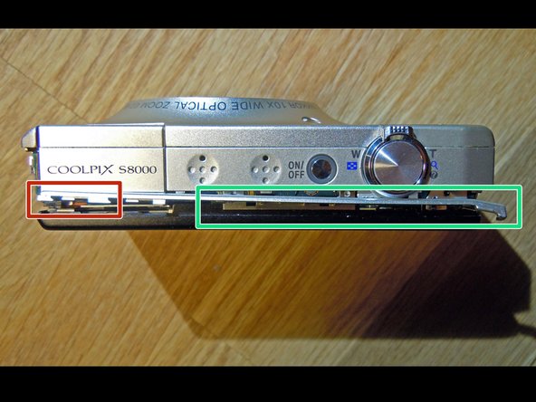 Nikon Coolpix S8000 LCD Display Replacement, Removal of rear metal frame: crwdns2935265:06crwdnd2935265:03crwdnd2935265:03crwdne2935265:0