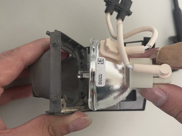 Optoma HD72 Projection Lamp Replacement: crwdns2935265:04crwdnd2935265:03crwdnd2935265:03crwdne2935265:0