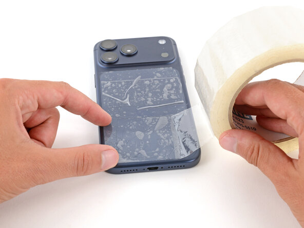 iPhone 17 Pro Back Glass Replacement, Cracked glass preparation: crwdns2935265:02crwdnd2935265:01crwdnd2935265:03crwdne2935265:0