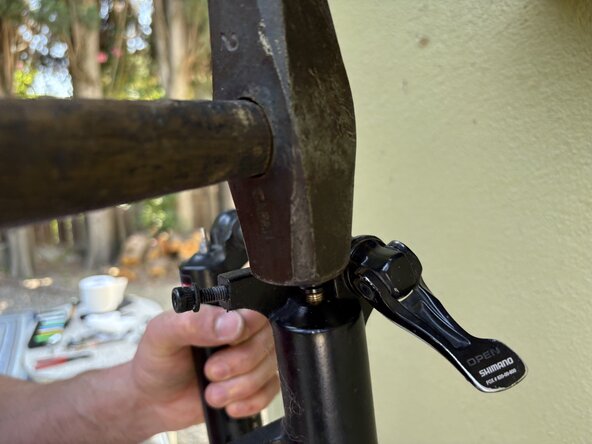 Fox32 Mountain Bike Front Air Suspension Fork Seal and Oil Replacement: étape 27, image 2 de 3