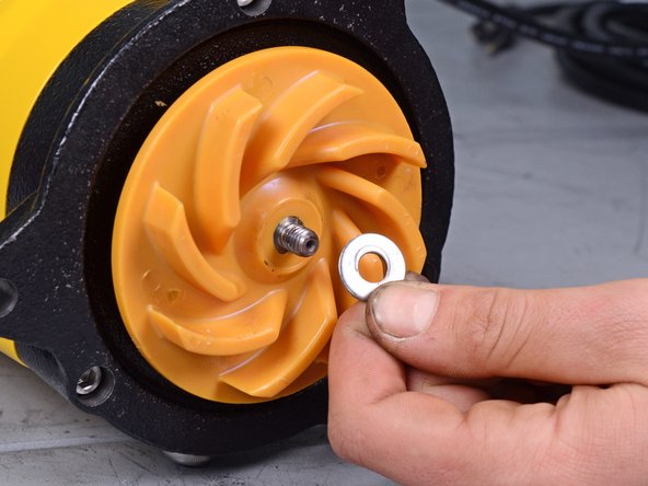 Wacker Pump PST2 400 2008 Impeller Replacement, Remove the impeller washers: crwdns2935265:07crwdnd2935265:02crwdnd2935265:02crwdne2935265:0