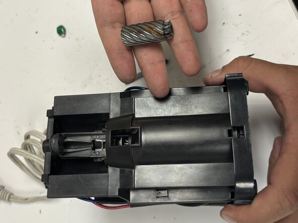 Royal P50 Electric Pencil Sharpener Blades Replacement: crwdns2935265:06crwdnd2935265:01crwdnd2935265:01crwdne2935265:0