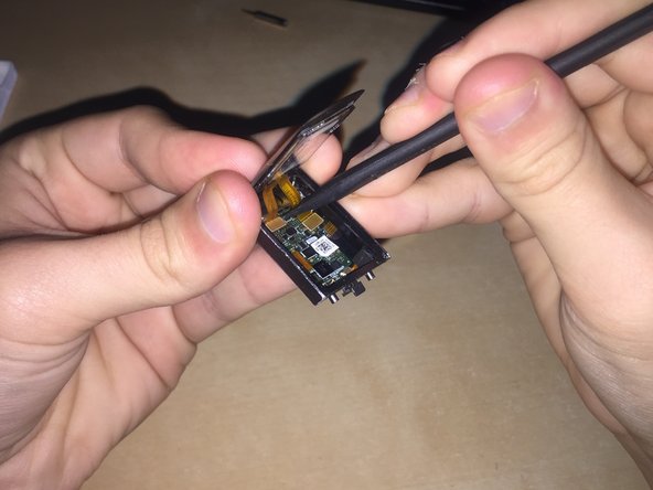 Charge 3 Touch Screen Assembly Replacement: шаг 6, изображение 3 из 3