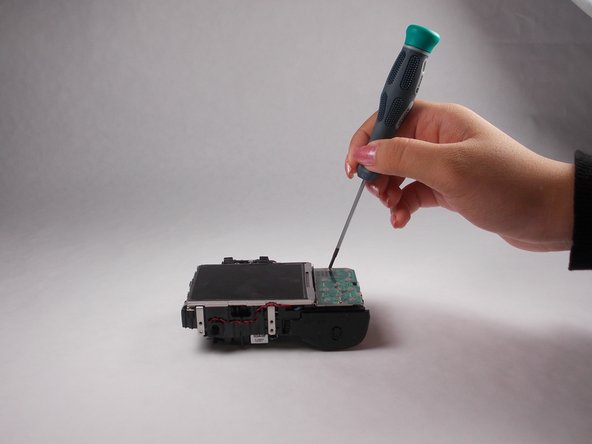 Nikon Coolpix L610 Camera Lens Replacement, Control Panel: crwdns2935265:05crwdnd2935265:02crwdnd2935265:03crwdne2935265:0