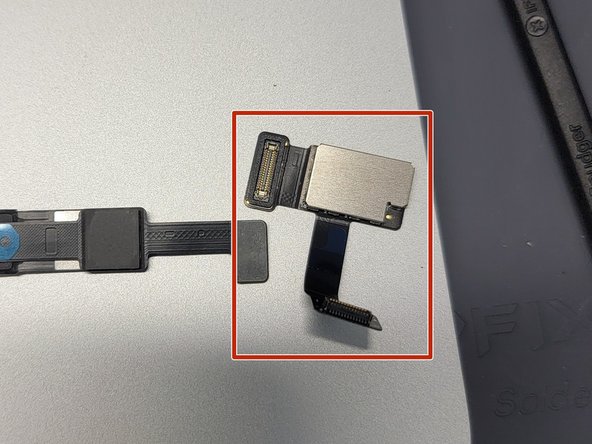 MacBook Pro 13" Two Thunderbolt Ports 2020 Touchbar Replacement, Prepping Touchbar Flex Cable: crwdns2935265:041crwdnd2935265:02crwdnd2935265:02crwdne2935265:0