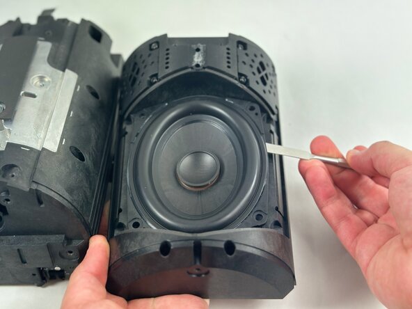 Sonos Era 100 Woofer Replacement: crwdns2935265:010crwdnd2935265:03crwdnd2935265:03crwdne2935265:0