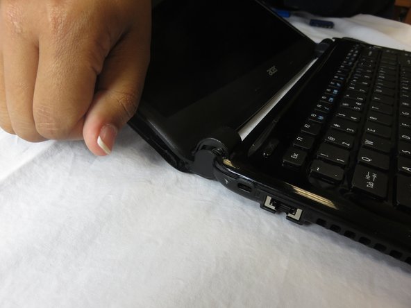 Acer Aspire E1-470P-6659  LCD Panel & Faceplate Replacement: crwdns2935265:07crwdnd2935265:03crwdnd2935265:03crwdne2935265:0